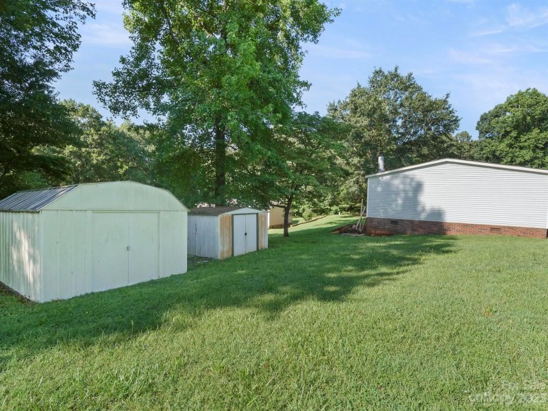 Property image 3 at 3537 Toth Lane, Crouse, NC 28033