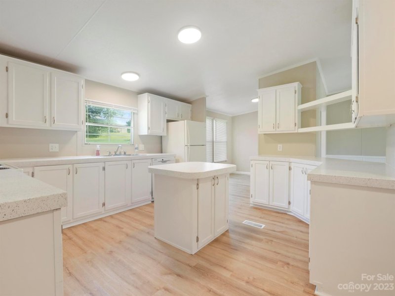 Property image 5 at 3537 Toth Lane, Crouse, NC 28033