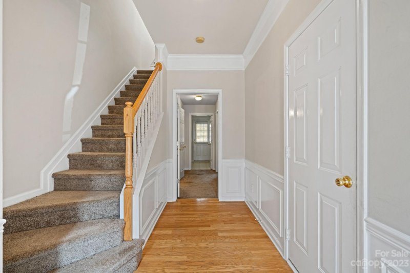 Property image 2 at 2919 Castleberry Court, Charlotte, NC 28209