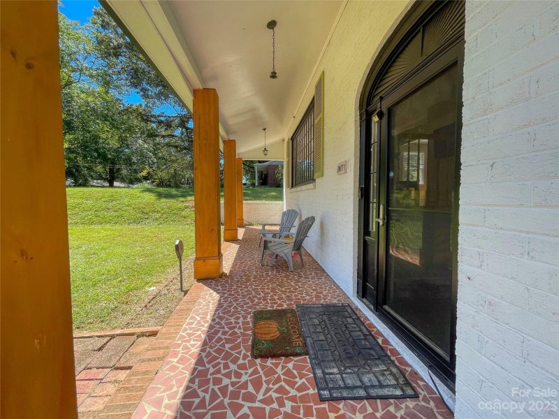 Property image 2 at 9021 Sharonbrook Drive, Charlotte, NC 28210