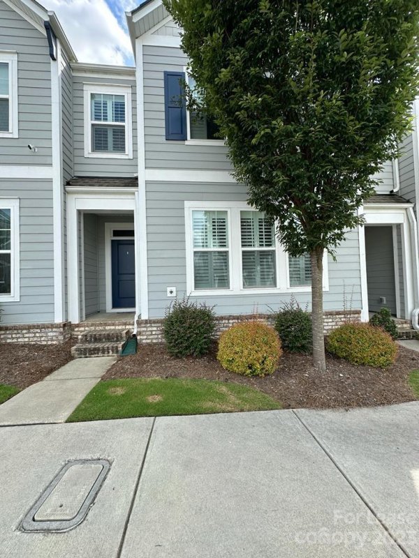 Property image 2 at 927 Lyndon Station Drive, Pineville, NC 28134