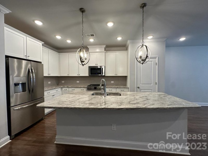 Property image 3 at 927 Lyndon Station Drive, Pineville, NC 28134