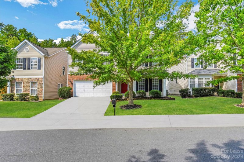 16207 Long Talon Way