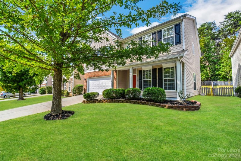 Property image 3 at 16207 Long Talon Way, Charlotte, NC 28278