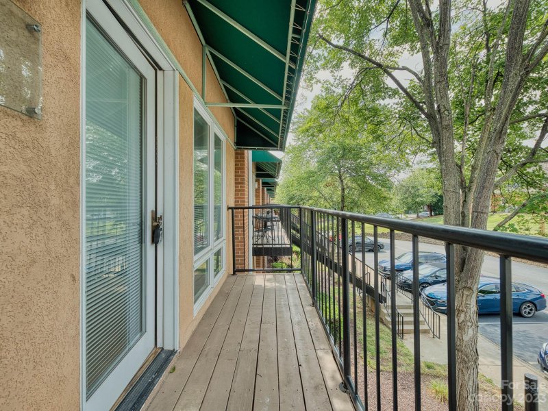 Property image 4 at 452 S Main Street, Davidson, NC 28036