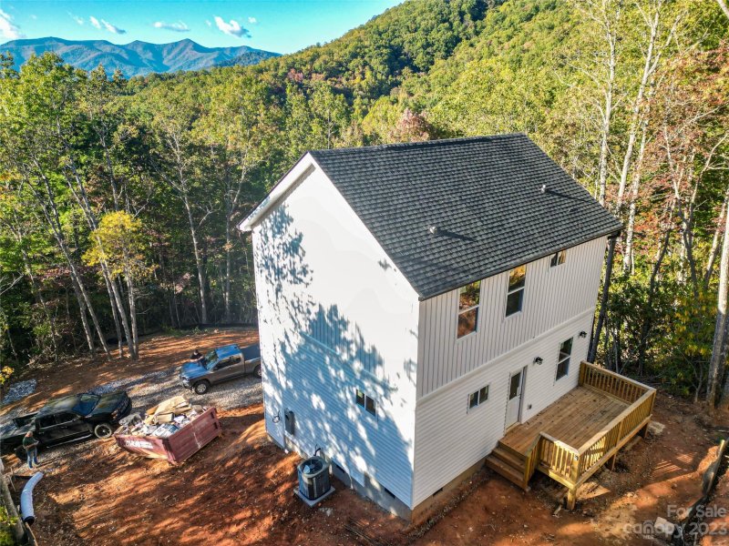 Property image 2 at 31 Hunting Lodge Drive, Black Mountain, NC 28711