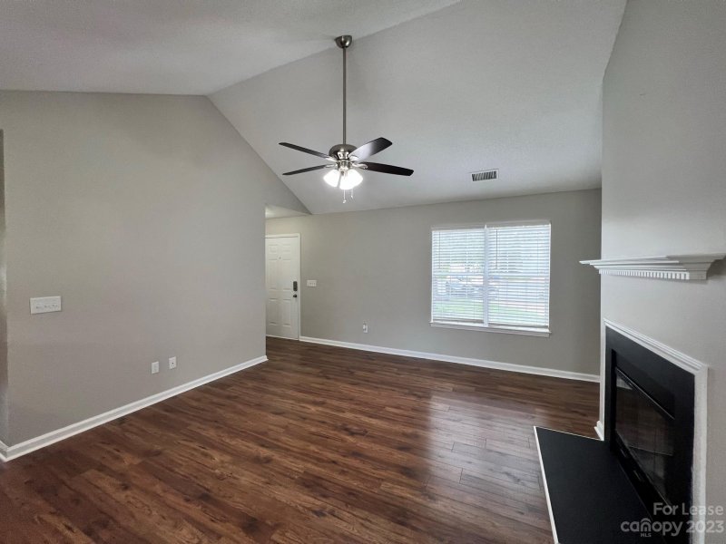 Property image 4 at 142 Green Dragon Court, Mooresville, NC 28115