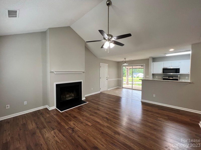 Property image 5 at 142 Green Dragon Court, Mooresville, NC 28115