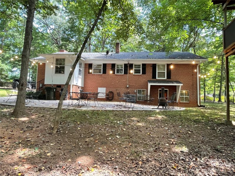 Property image 2 at 9 Park Drive, York, SC 29745