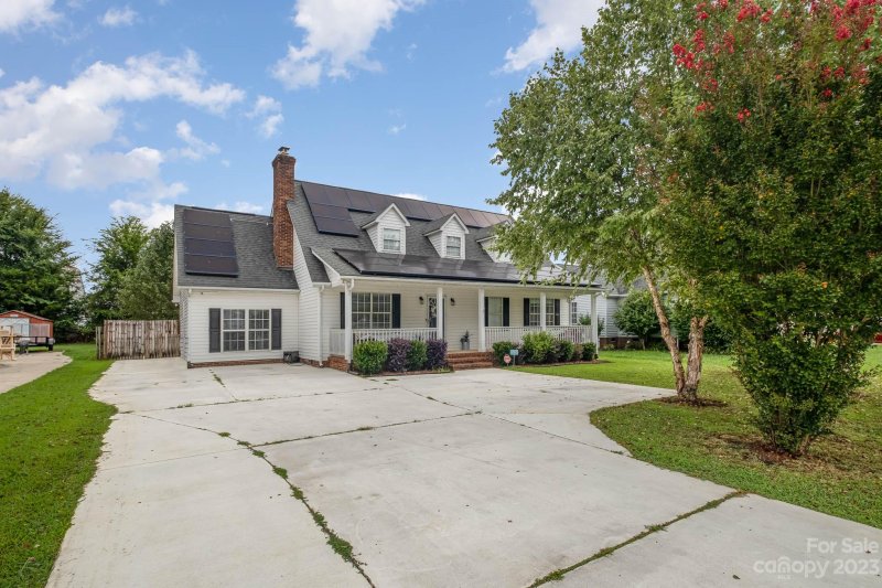 Property image 3 at 3638 Farm Lake Drive, Concord, NC 28027