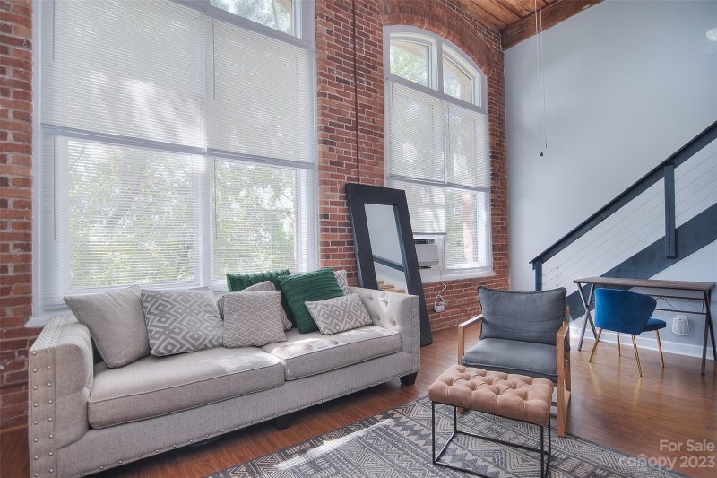 Property image 3 at 201 Hoskins Road, Charlotte, NC 28208