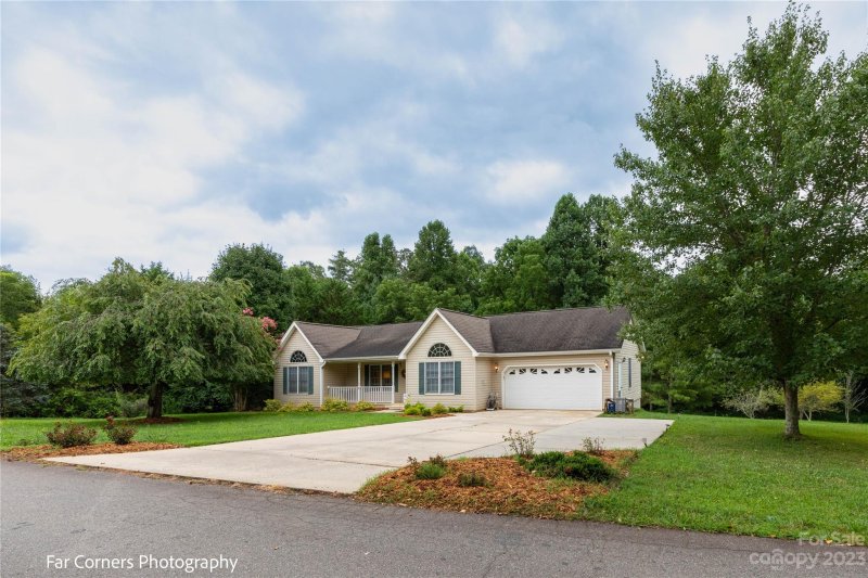 Property image 3 at 44 Double Brook Drive, Weaverville, NC 28787