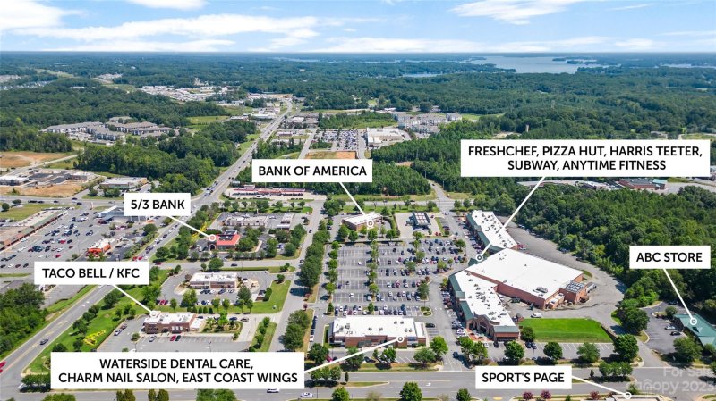 Property image 3 at 7507 Pilot Cove Court, Denver, NC 28037