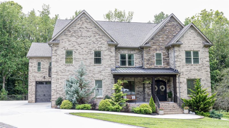 9300 Prospector Lane