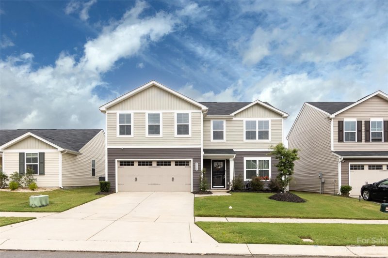 Property image 2 at 3122 Bouquet Street, Charlotte, NC 28215