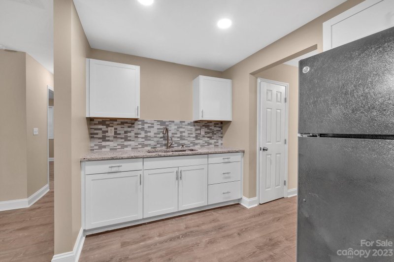 Property image 3 at 818 Circle View Drive, Gastonia, NC 28054