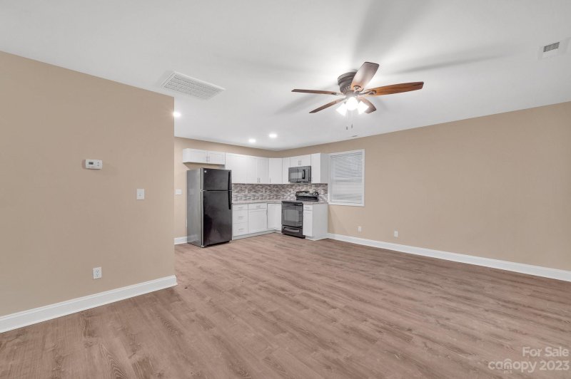 Property image 4 at 818 Circle View Drive, Gastonia, NC 28054