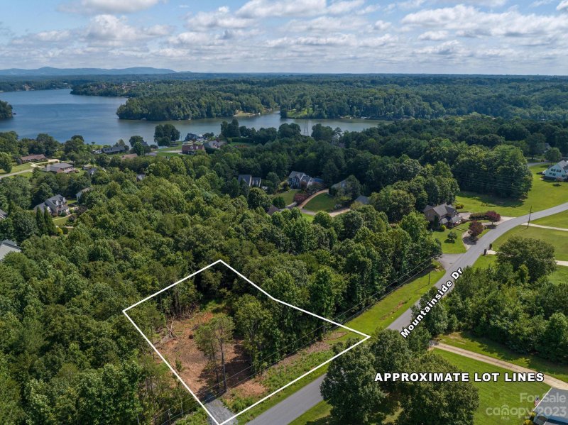 6222 Mountainside Drive