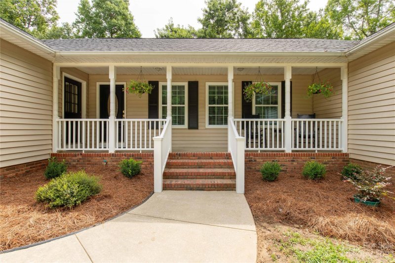 Property image 4 at 9269 Horseshoe Circle, Indian Land, SC 29707