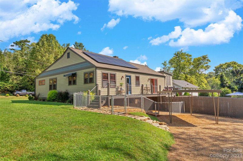 Property image 4 at 4 Winston Avenue, Asheville, NC 28803