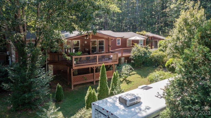 Property image 3 at 19 Timbers Edge Lane, Fairview, NC 28730