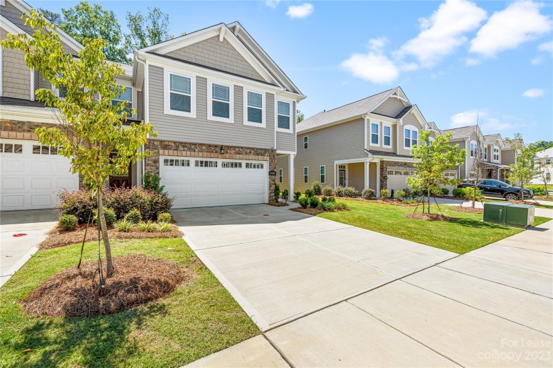 Property image 2 at 1326 Southern Sugar Drive, Charlotte, NC 28262