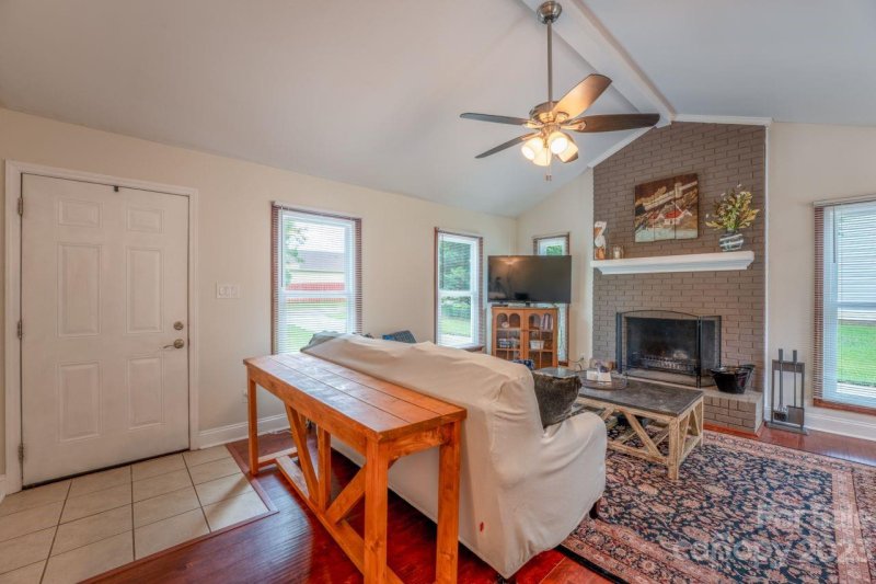 Property image 5 at 3912 Coopersdale Road, Charlotte, NC 28273