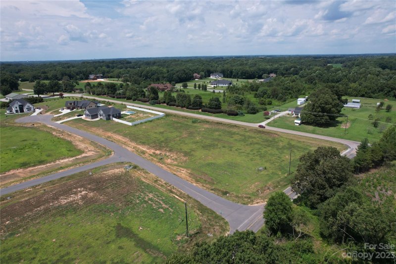 Property image 5 at 1010 Rolling Meadows Drive, Mooresville, NC 28115