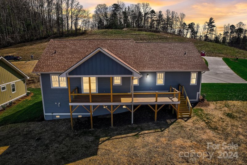 Property image 2 at 205 Maple Knoll Drive, Hendersonville, NC 28792