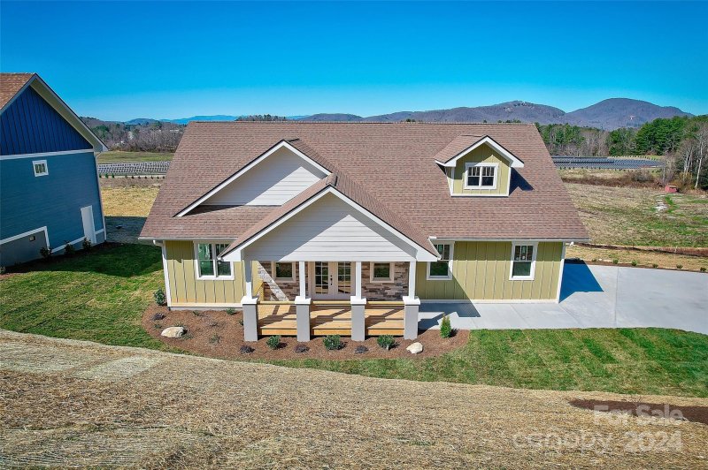 Property image 2 at 239 Maple Knoll Drive, Hendersonville, NC 28792