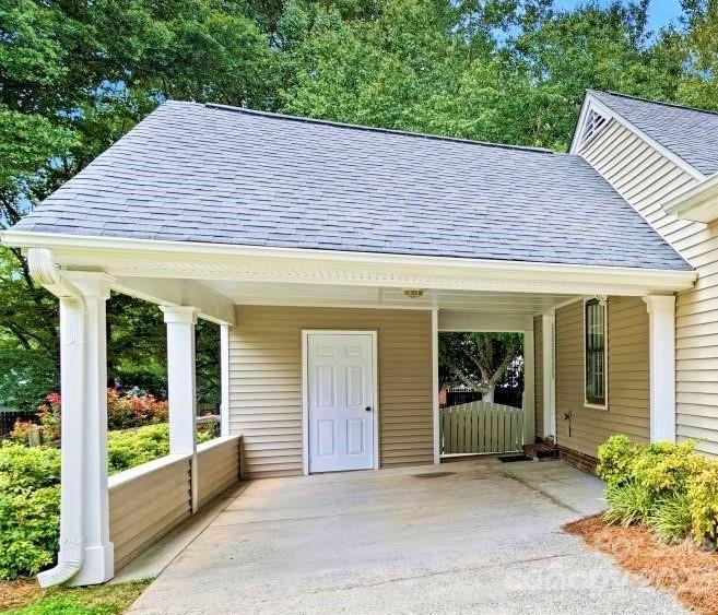 Property image 3 at 8817 Leipzig Drive, Charlotte, NC 28210