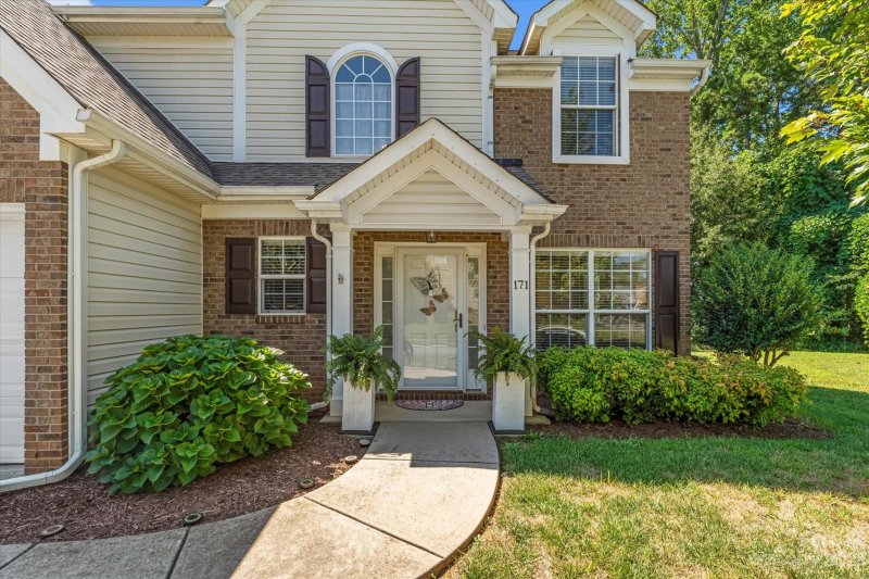 Property image 2 at 171 Vance Crescent Drive, Mooresville, NC 28117