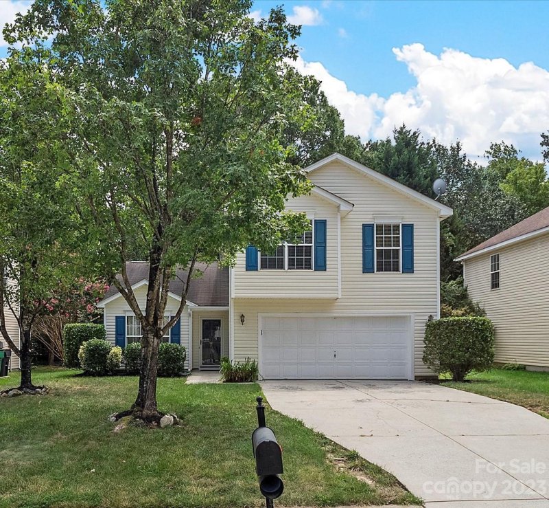 9006 Arbor Creek Drive