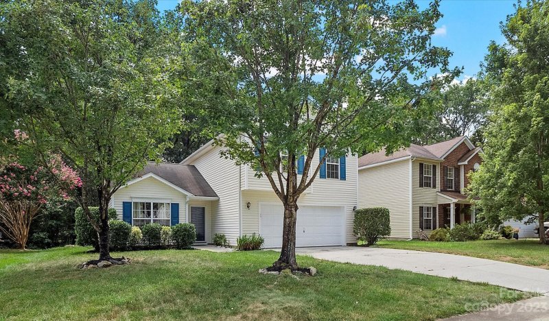 Property image 2 at 9006 Arbor Creek Drive, Charlotte, NC 28269