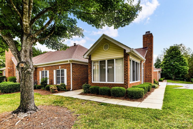 8143 Windsor Ridge Drive