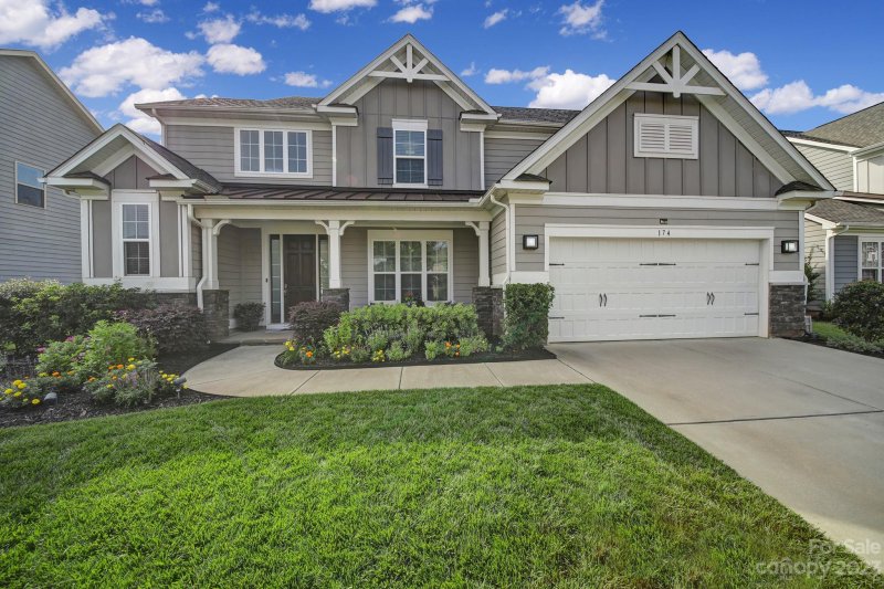 174 Hampton Trail Drive