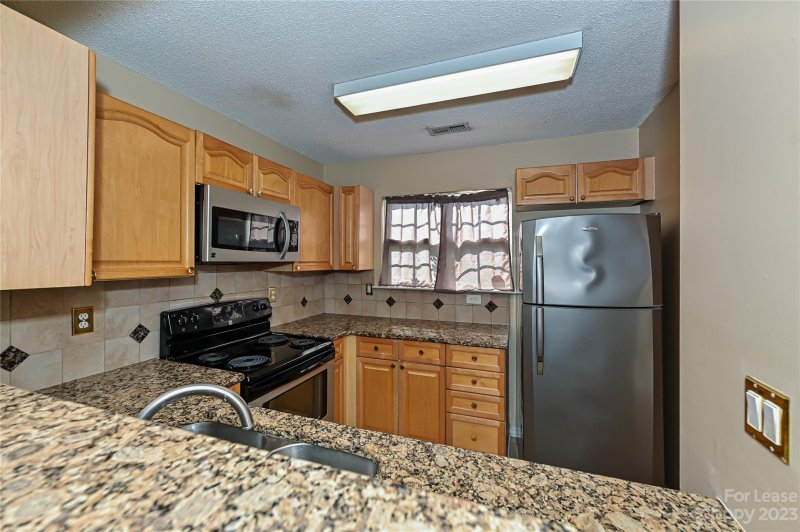 Property image 4 at 3659 Melrose Cottage Drive, Matthews, NC 28105