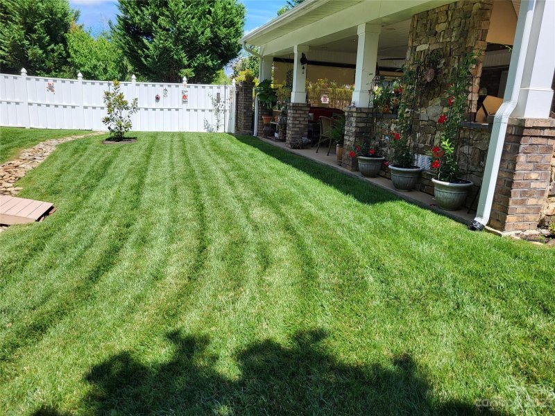 Property image 3 at 14701 Vaughan Drive, Charlotte, NC 28273