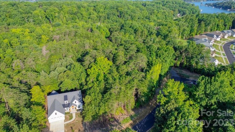 Property image 3 at 17010 Green Hill Road, Charlotte, NC 28278