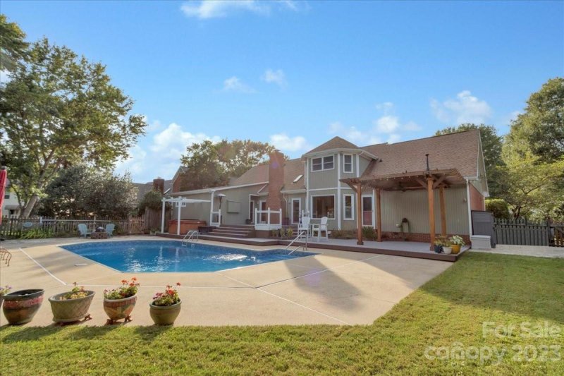 Property image 5 at 10531 Quail Acres Road, Charlotte, NC 28277