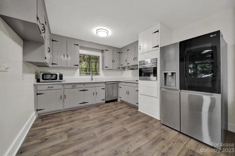 Property image 5 at 4101 Randolph Road, Charlotte, NC 28211