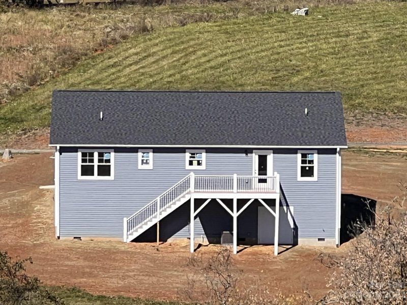 Property image 3 at 1077 Morlin Acres Drive, Marshall, NC 28753