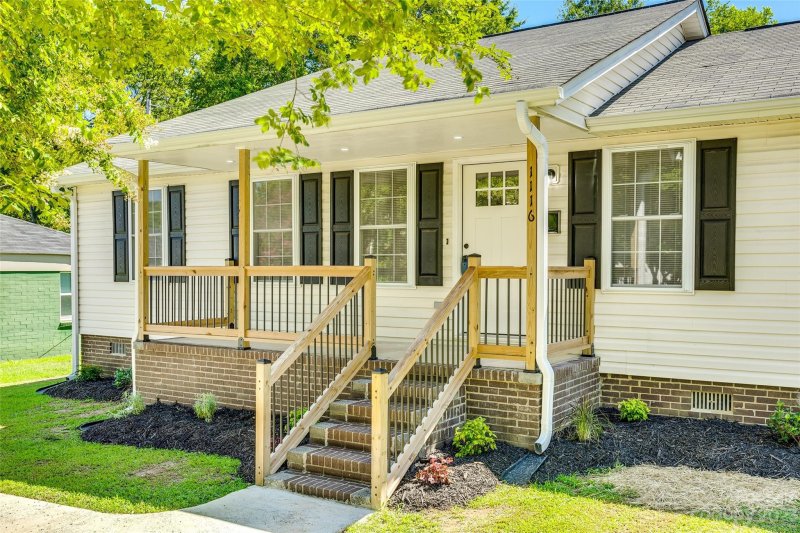 Property image 2 at 1116 Cherokee Avenue, Rock Hill, SC 29732