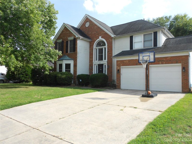 Property image 3 at 424 Halliwell Street, Charlotte, NC 28262