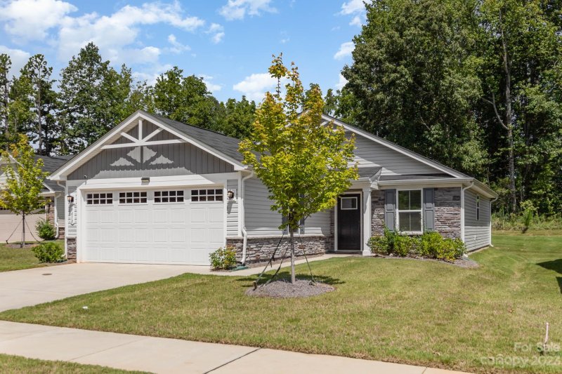 Property image 2 at 9613 Wardley Drive, Charlotte, NC 28215