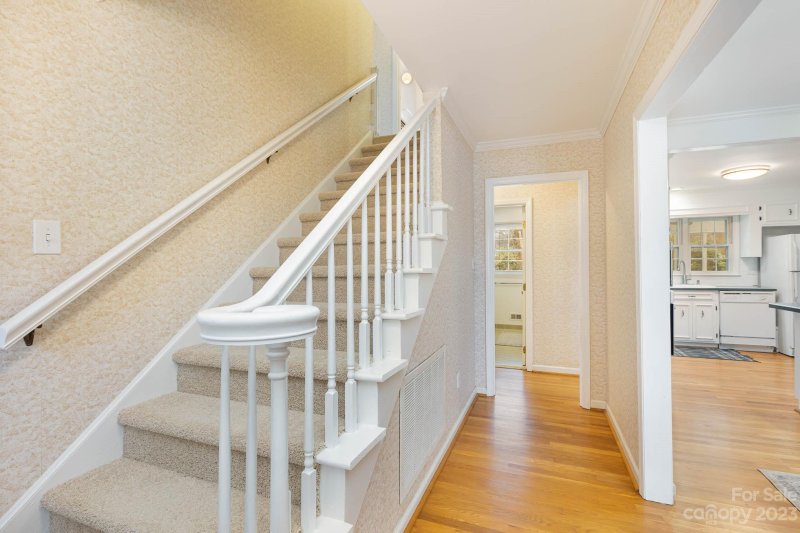 Property image 2 at 337 Chadmore Drive, Charlotte, NC 28270