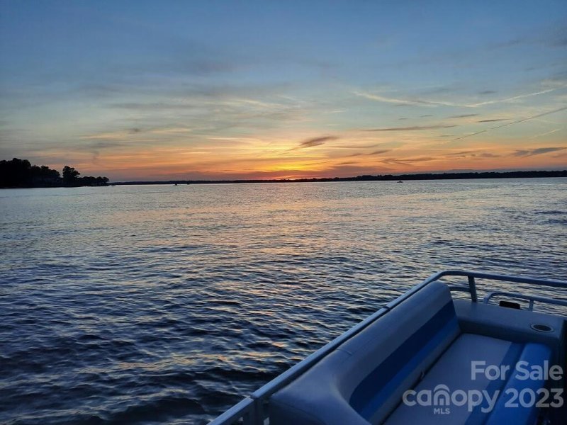 Property image 2 at 20700 Rio Oro Drive, Cornelius, NC 28031