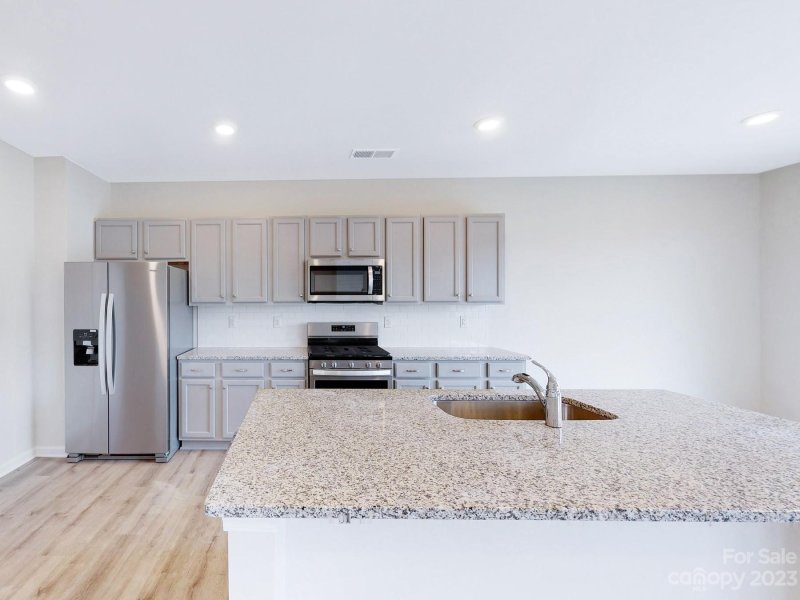 Property image 5 at 2134 Strawberry Patch Street, Charlotte, NC 28208