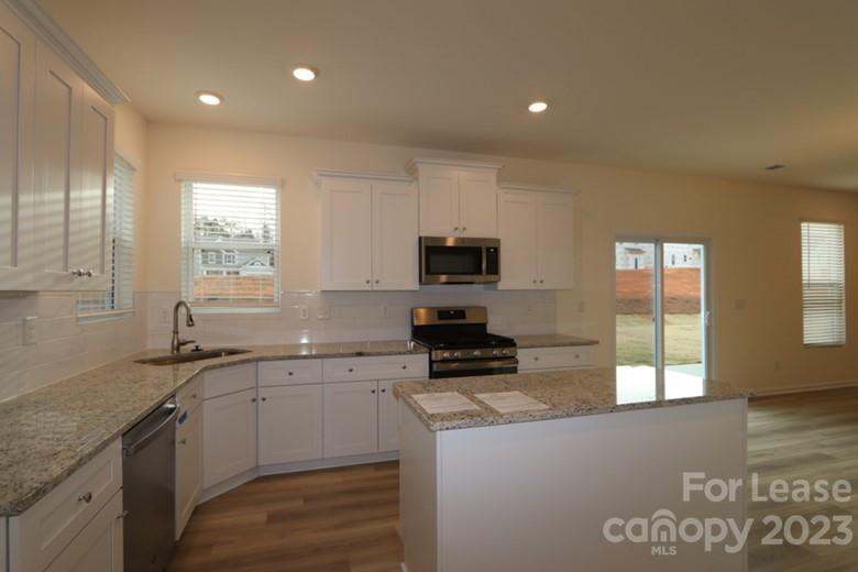 Property image 2 at 5116 Puclerton Drive, Charlotte, NC 28215