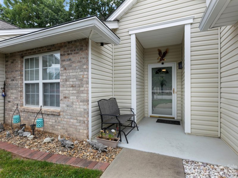 Property image 4 at 36 Wiltshire Circle, Fletcher, NC 28732